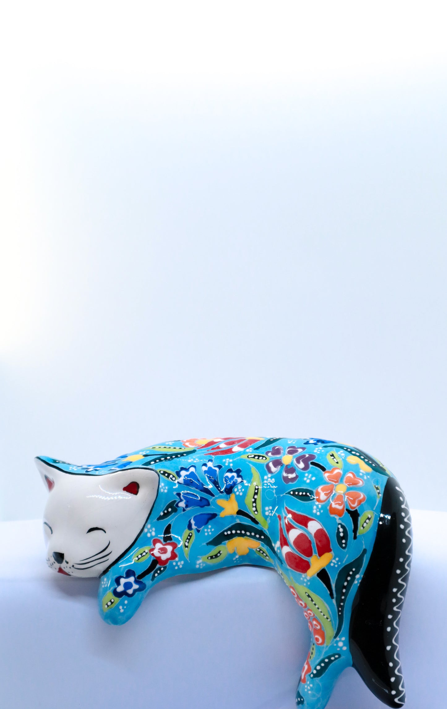 Pisică culcată 200 ceramică decorativă