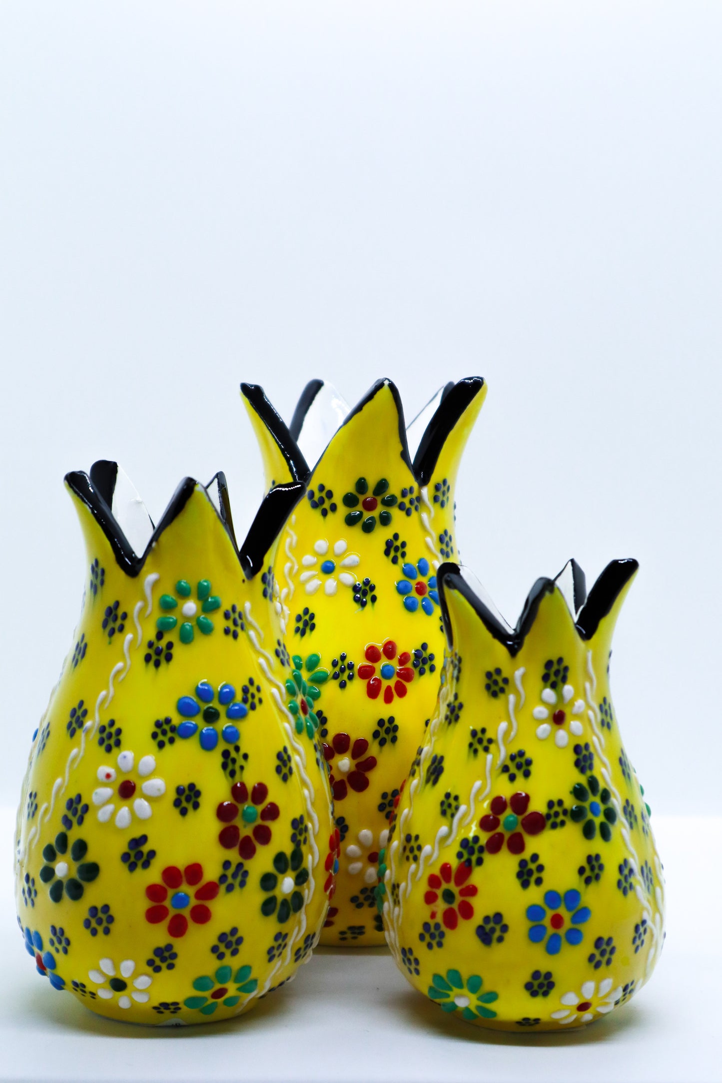 Set lalea dantel ceramică decorativă