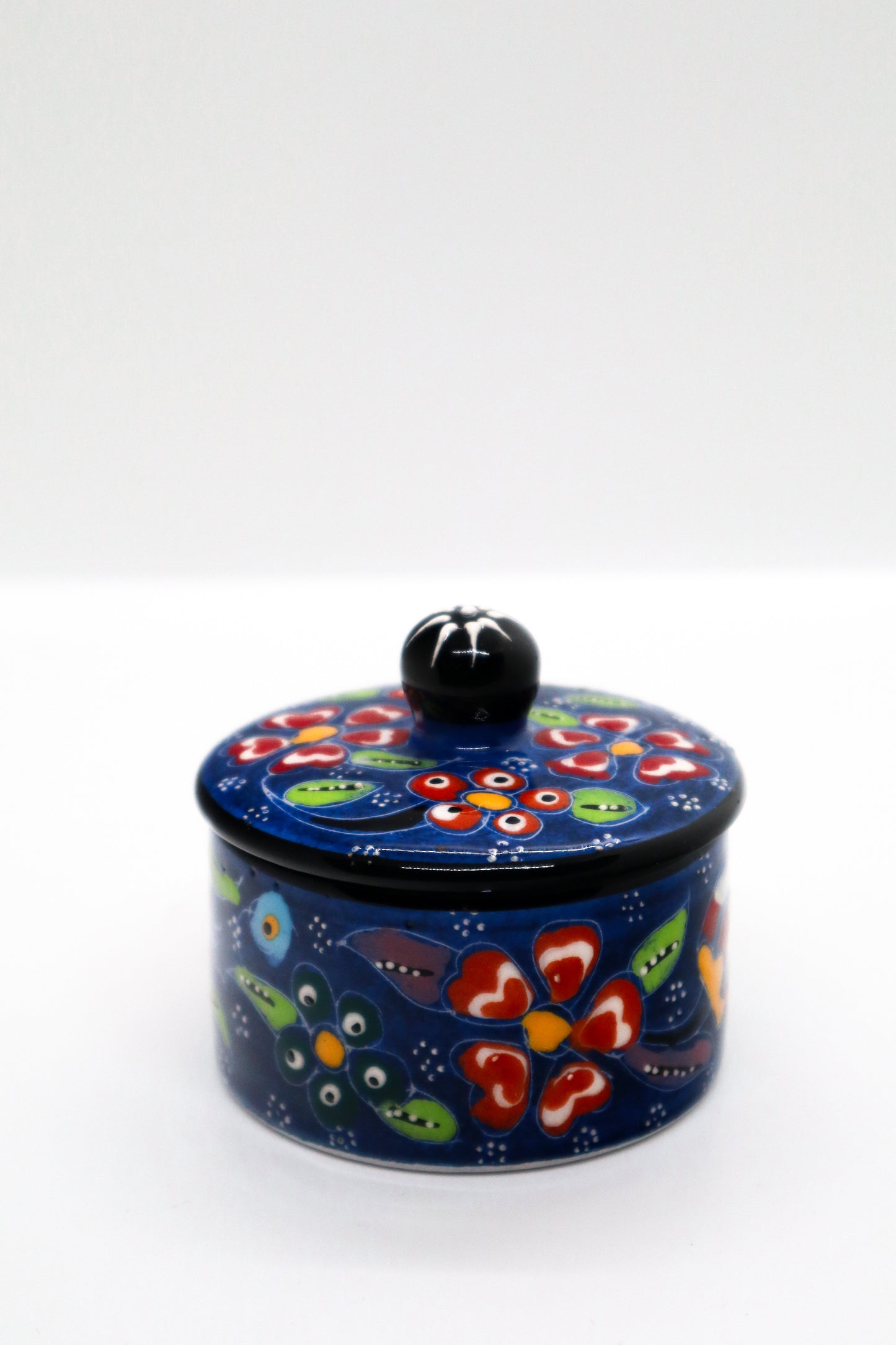 Cutie capac ceramică decorativă (kabartma)